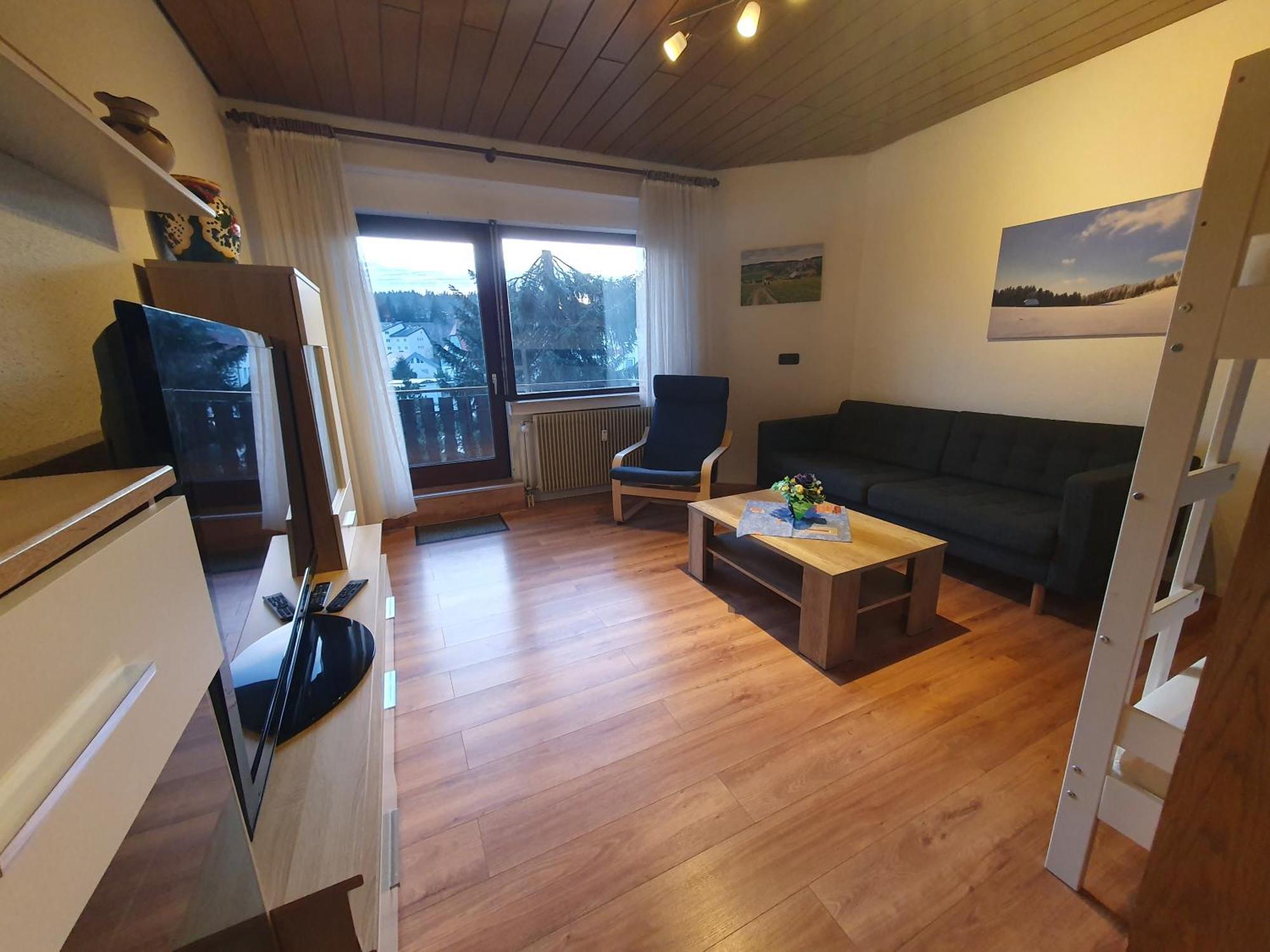 Ferienhaus-Schönwald im Herzen des Schwarzwaldes 2-Zimmer-Maisonette-Wohnung mit Balkon App 12 Exterior foto